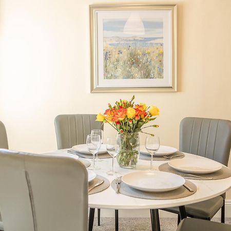 Cosy Home In Reading, Berkshire מראה חיצוני תמונה