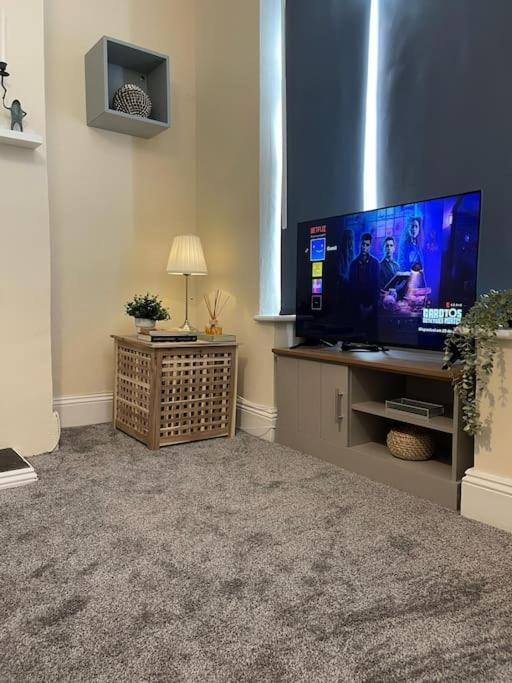 Cosy Home In Reading, Berkshire מראה חיצוני תמונה