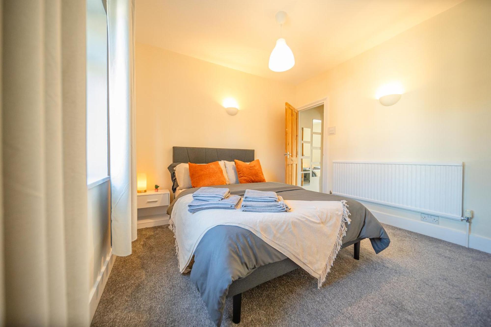 Cosy Home In Reading, Berkshire מראה חיצוני תמונה