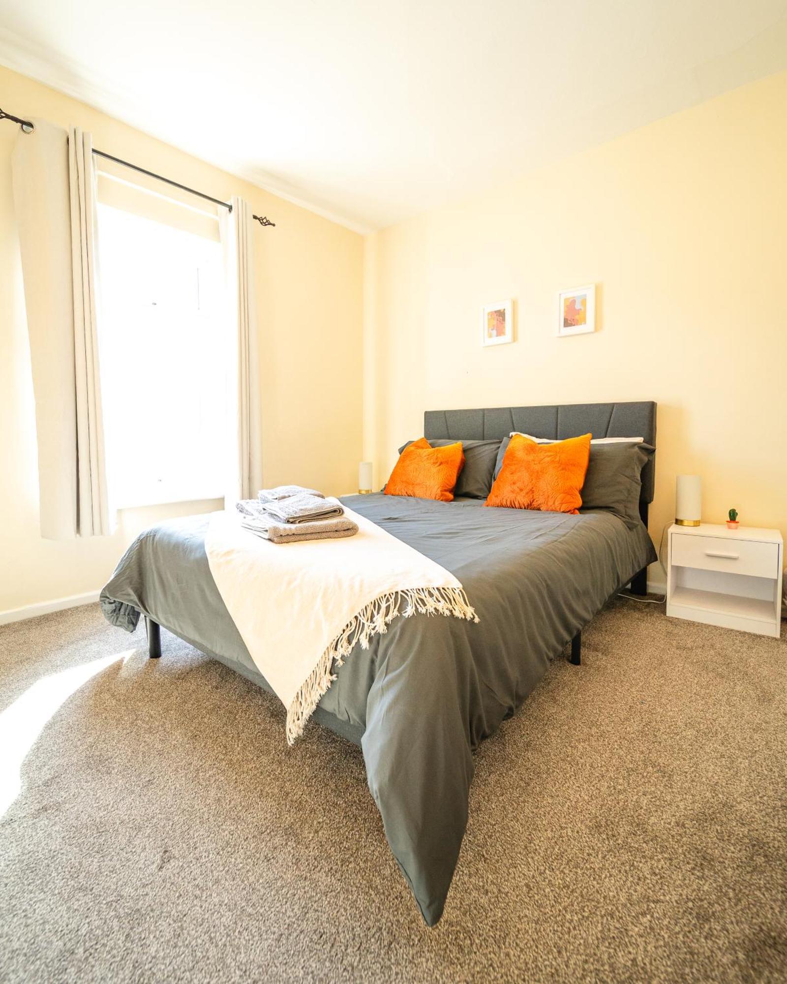 Cosy Home In Reading, Berkshire מראה חיצוני תמונה